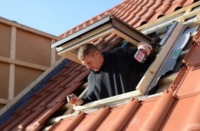 Pose de fenêtres de toit Velux au Bessat